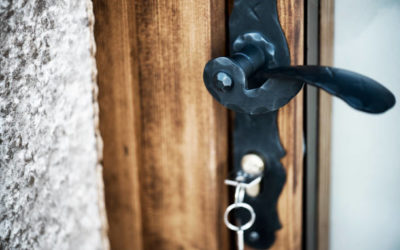 Portes Blindées Lyon 7 : Réponse à 5 questions fréquemment posées sur les portes en bois coupe-feu