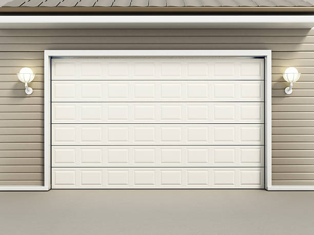 Peut-on faire appel à un serrurier à Lyon pour adapter ma porte de garage existante aux normes de sécurité en vigueur ?